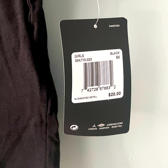 ♥️ JORDAN Essential Tee-NWT, size 6X - Picture 4 of 6